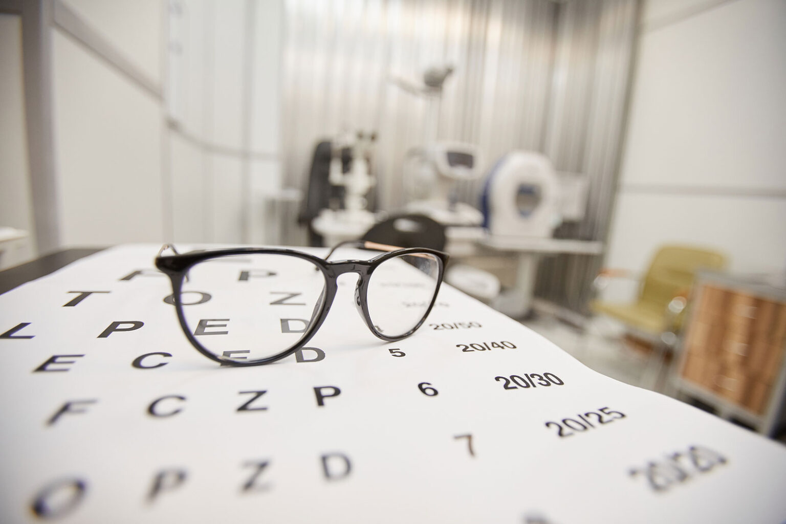 Doctors of Osteopathic Medicine (DO) Cataract & Laser Institute Eye Doctor in Medford, Oregon
